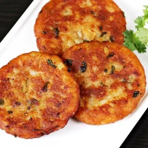 Aloo tikki chaat street food at Lazeez Calgary